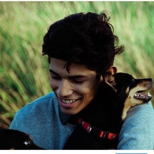 Meet your Posher, Alexis